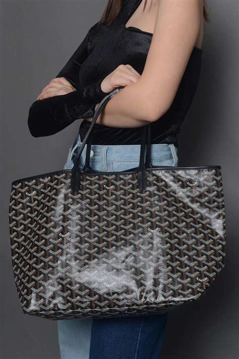 black goyard tote medium|reversible goyard tote bag.